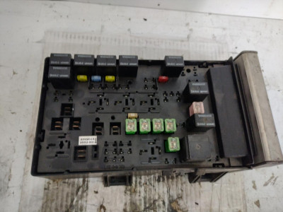 CAJA RELES / FUSIBLES, Chrysler, VOYAGER (RG)