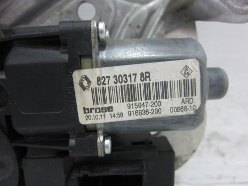  ELEVALUNAS TRASERO DERECHO Renault SCENIC III (JZ) 