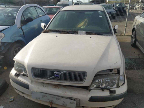  VOLVO S40 BERLINA 