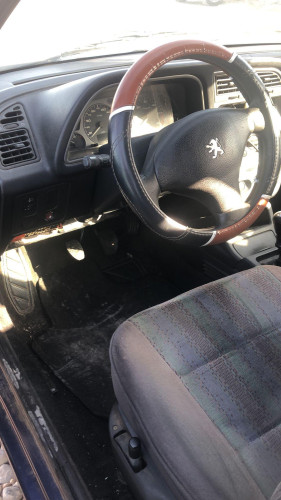 PEUGEOT 306 BREAK — vehículo donante para recambios 