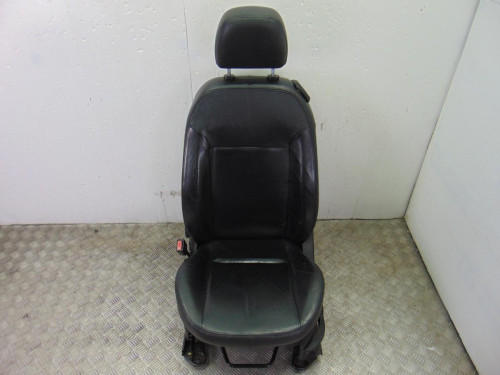 JUEGO ASIENTOS COMPLETO de segunda mano