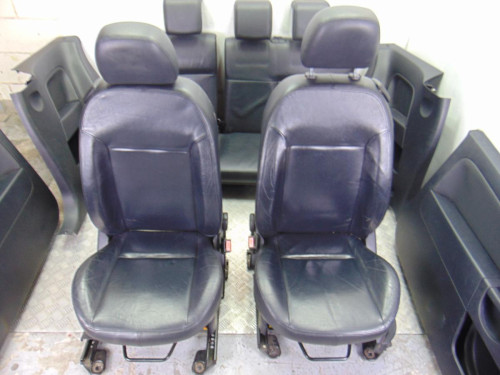 JUEGO ASIENTOS COMPLETO de segunda mano