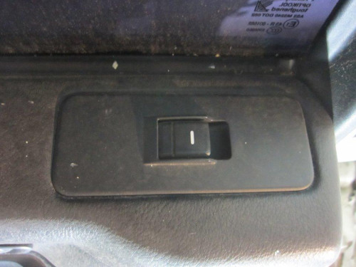  MANDO ELEVALUNAS TRASERO IZQUIERDO Land Rover RANGE ROVER SPORT 