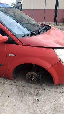 ALETA DELANTERA DERECHA Renault Scenic II (JM)(2003->)