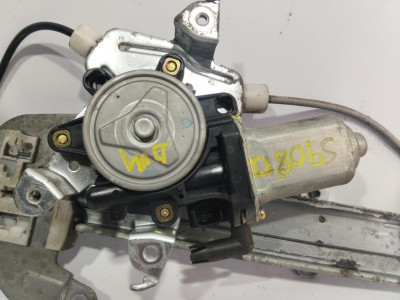 ELEVALUNAS TRASERO IZQUIERDO