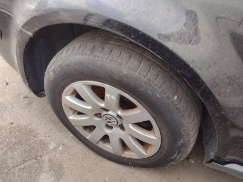  LLANTA Volkswagen PASSAT BERLINA (3B3) 