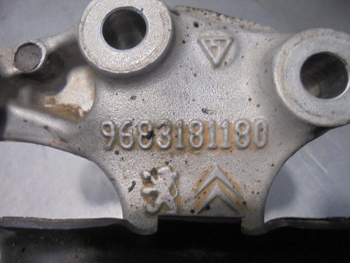 SOPORTE MOTOR DERECHO PEUGEOT 208 