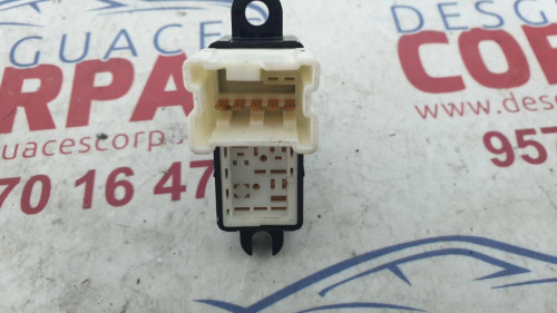 MANDO ELEVALUNAS TRASERO IZQUIERDO NISSAN TIIDA (C11X/SC11X) 