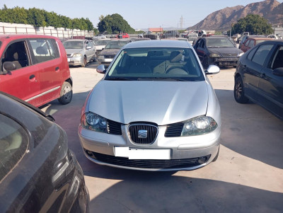 SEAT CORDOBA BERLINA (6L2)
