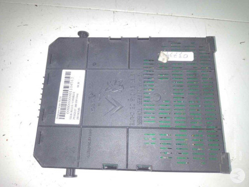 CAJA RELES / FUSIBLES Peugeot 308 SW 