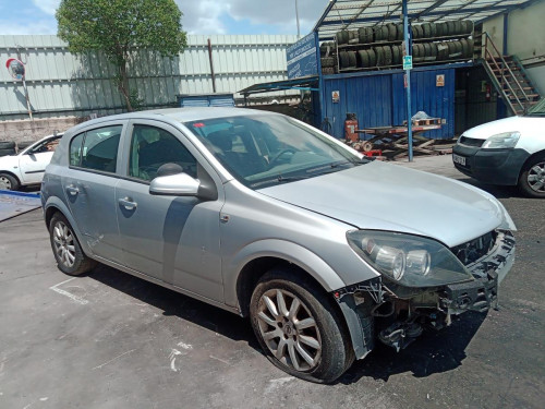  OPEL ASTRA H BERLINA 