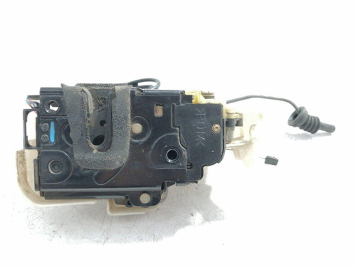  CERRADURA PUERTA DELANTERA DERECHA Volkswagen POLO IV (9N1) 