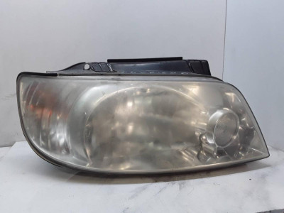 FARO DERECHO, Hyundai, MATRIX (FC)
