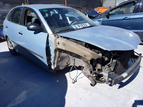 SEAT IBIZA (6L1) — vehículo donante para recambios 