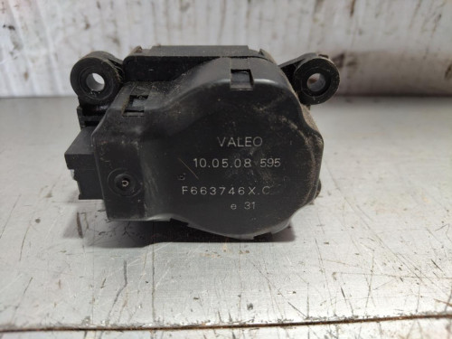 MOTOR APERTURA TRAMPILLAS CLIMATIZADOR Peugeot 308 SW 