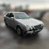  MERCEDES-BENZ CLASE E (BM 210) BERLINA 