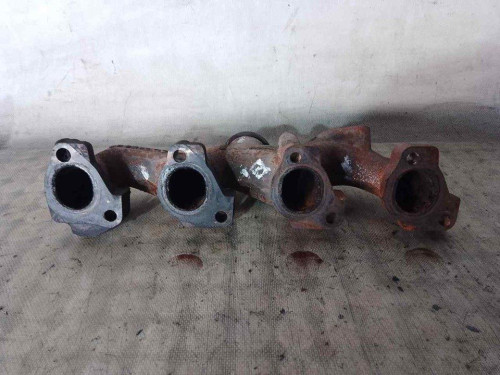 COLECTOR ESCAPE Ford FOCUS SPORTBREAK (CAP) 