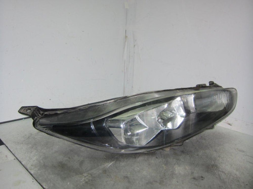  FARO DERECHO FORD FIESTA (CNN) 