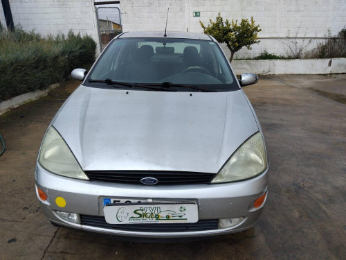 Ford Focus Berlina (CAK)(1998->) — vehículo donante para recambios 