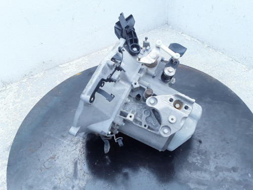 CAJA CAMBIOS Peugeot 208 