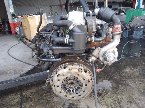 MOTOR COMPLETO Ford FOCUS BERLINA (CAK) 
