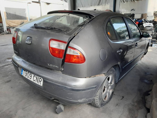  SEAT LEON (1M1) 