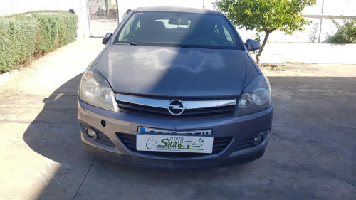 Opel Astra H Berlina (2004->) — Donor Vehicle for Used Parts 