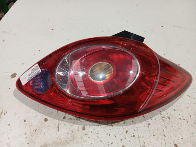 PILOTO TRASERO DERECHO, FORD, KA (CCU)