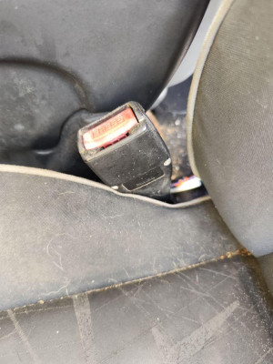 PRETENSOR AIRBAG IZQUIERDO