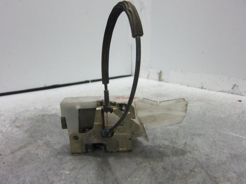CERRADURA PUERTA DELANTERA DERECHA Renault CLIO II FASE I (B/CB0) 