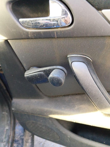 MANETA ELEVALUNAS TRASERA DERECHA Peugeot 407 