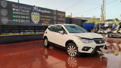 SEAT ARONA (KJ)