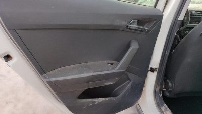 SEAT ARONA (KJ)