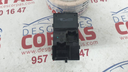  MANDO ELEVALUNAS DELANTERO DERECHO OPEL INSIGNIA BERLINA 