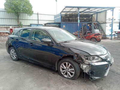 LEXUS CT (ZWA10)