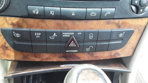 WARNING Mercedes-Benz CLASE E (BM 211) BERLINA 