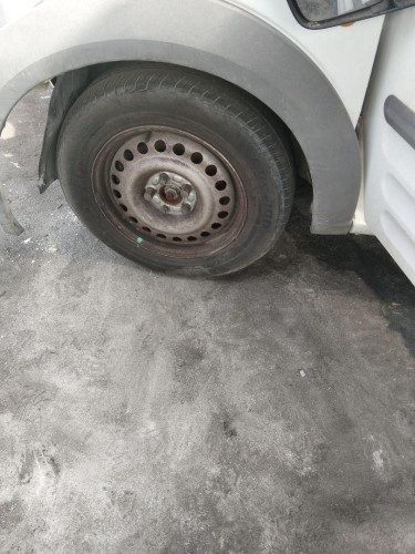 LLANTA FORD TRANSIT CONNECT (TC7) 