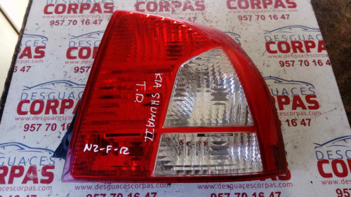 PILOTO TRASERO DERECHO Kia SHUMA II (SPT) 