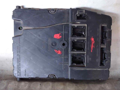 CAJA RELES / FUSIBLES, Renault, MEGANE II BERLINA 3P