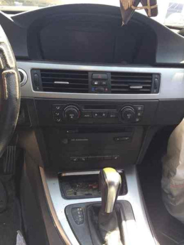BMW SERIE 3 BERLINA (E90) — vehículo donante para recambios 