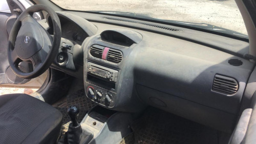 OPEL CORSA C — vehículo donante para recambios 