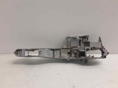 SOPORTE MANETA EXTERIOR DELANTERA IZQUIERDA