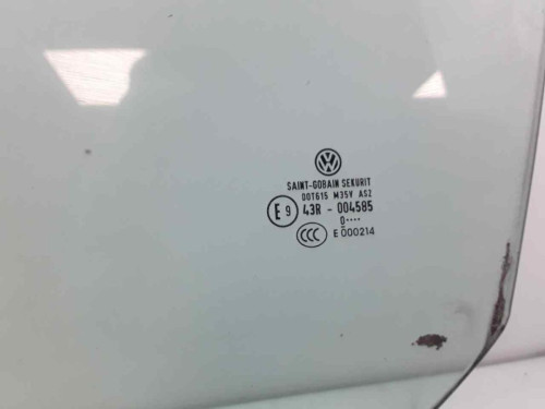 LUNA DELANTERA IZQUIERDA Volkswagen JETTA VI (163) 