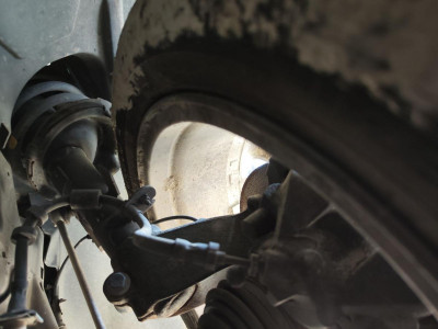 PINZA DE FRENO DELANTERA IZQUIERDA