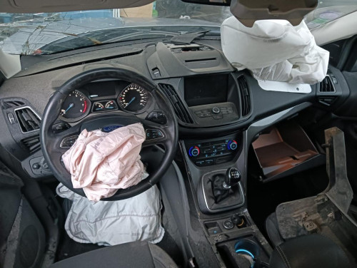 FORD KUGA (CBS) — автомобиль-донор на запчасти 