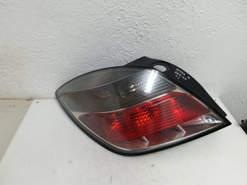 PILOTO TRASERO IZQUIERDO Opel ASTRA H GTC 