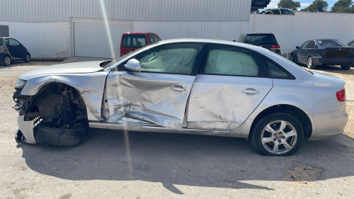 AUDI A4 BERLINA (8K2) — vehículo donante para recambios 