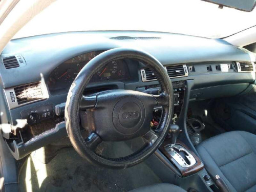  AUDI A6 BERLINA (4B2) 