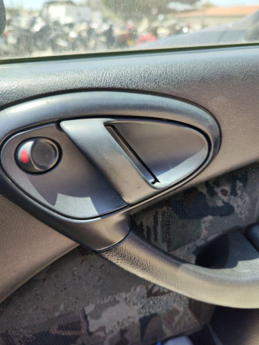MANETA INTERIOR DELANTERA DERECHA CITROEN XSARA BERLINA 