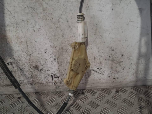 ELEVALUNAS DELANTERO IZQUIERDO 